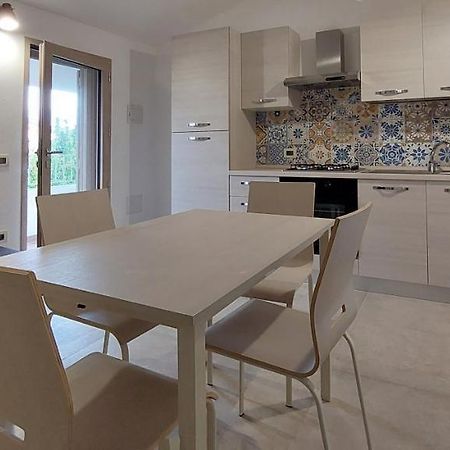 Appartamento Brigida Bilocale 3 Posti Vicino Al Centro San Teodoro  Extérieur photo