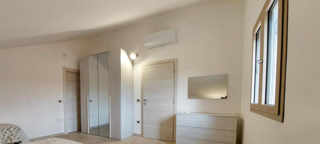 Appartamento Brigida Bilocale 3 Posti Vicino Al Centro San Teodoro  Extérieur photo